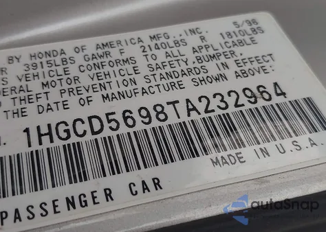 1996 Honda Accord Value z USA, uszkodzony, nr VIN 1HGCD5698TA232964